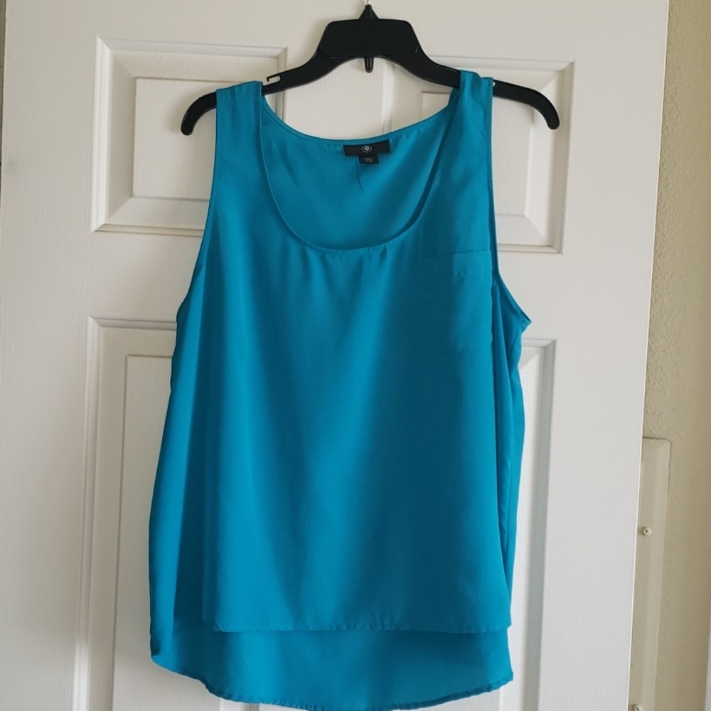 teal pocket tank